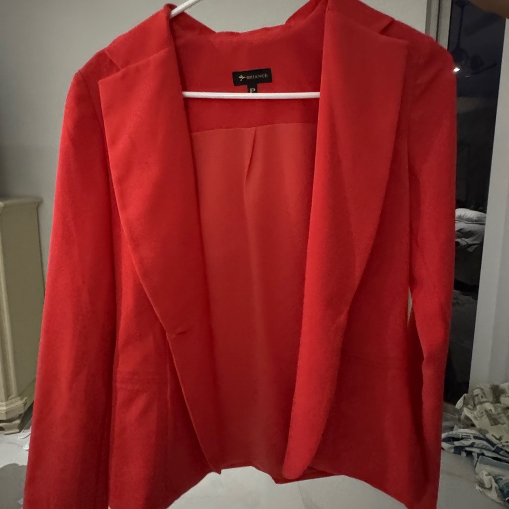 Striking Red Blazer with Modern Silhouette
